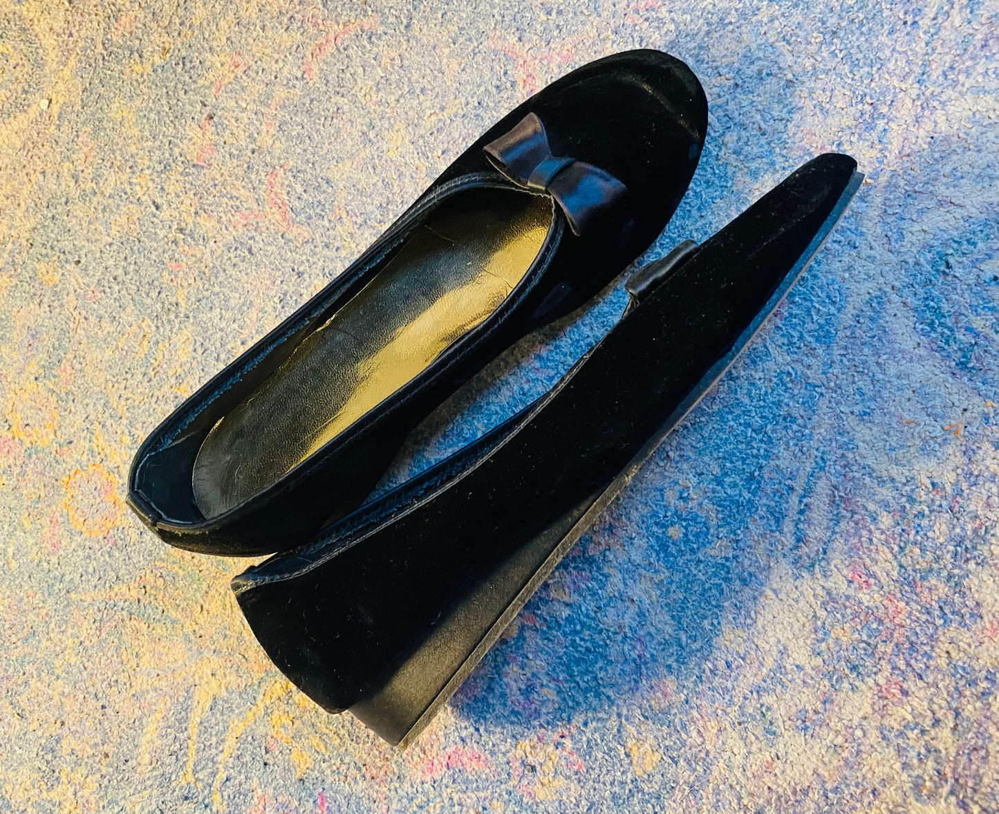 1970s BLACK VELVET OOMPHIES BALLET FLATS