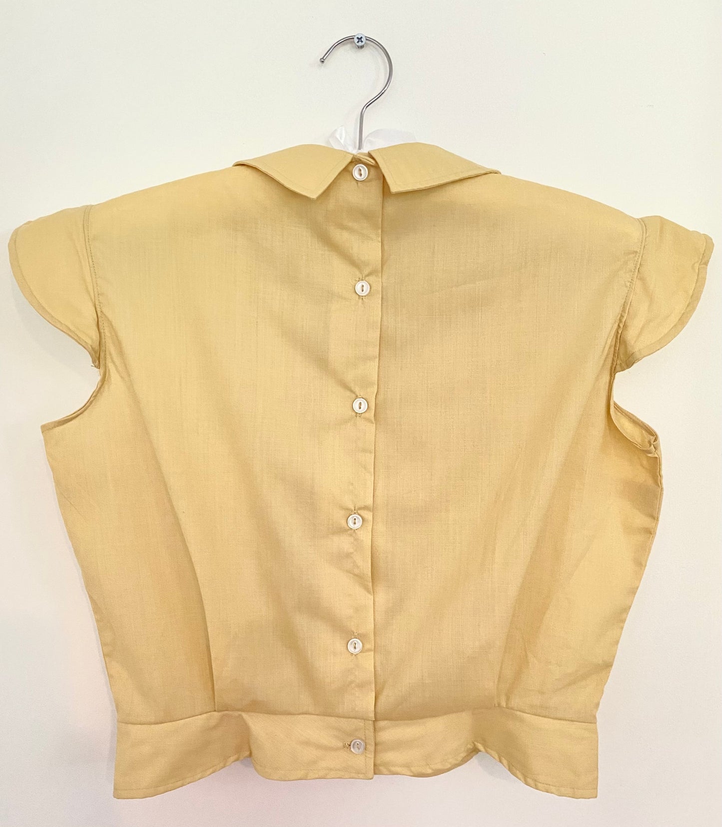 SIDELE, 1950s PALE YELLOW CAP SLEEVE PLEATED BLOUSE